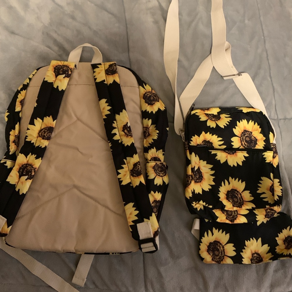 Sunflower Print Backpack Crossbody purse and Accessories Set NWOT - Picture 6 of 8